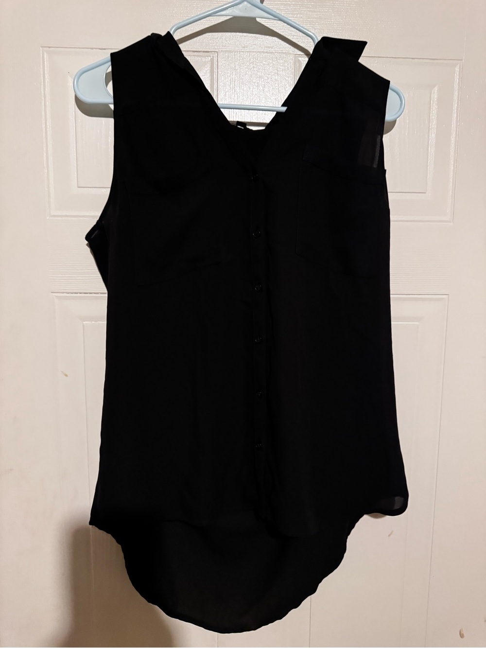 🖤 Express Sleeveless Button Front Blouse | Size Large